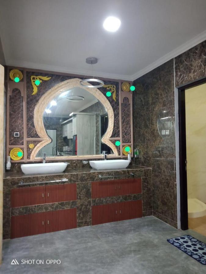 Villa Zamrud Avane Sampal ภายนอก รูปภาพ